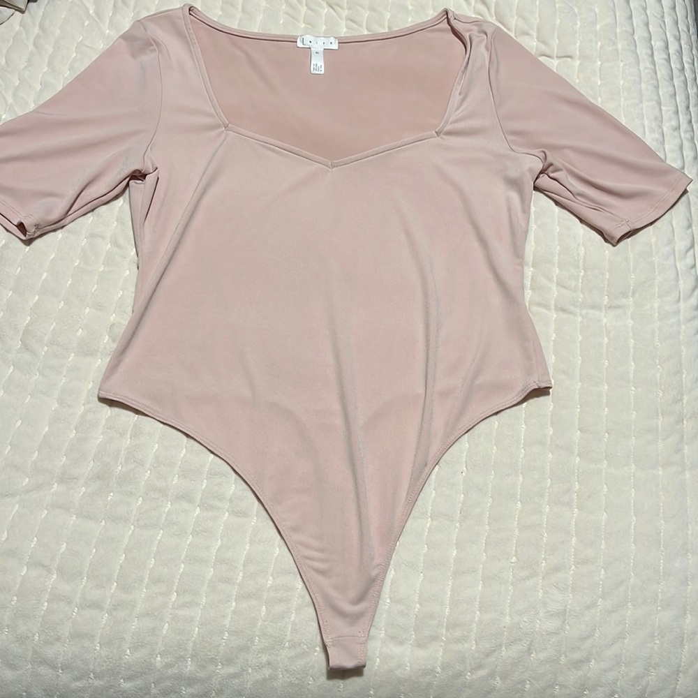 Size XL Light Pink Bodysuit (020)